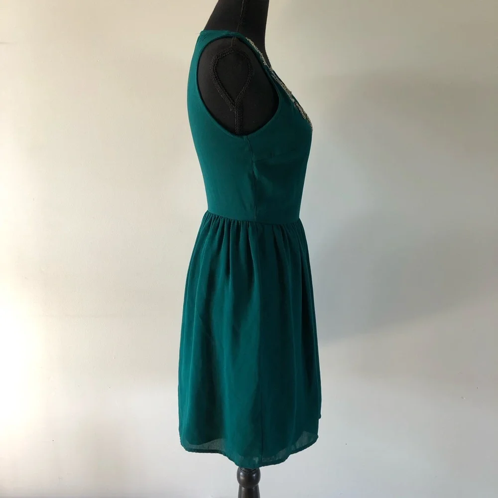 Women’s Zara Trafaluc Emerald Green Beaded Embroidered Midi Dress size S - Picture 4 of 14